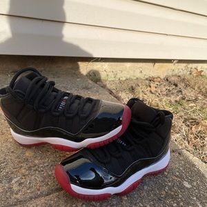 Jordan 11 Retro Playoffs Bred (2019)